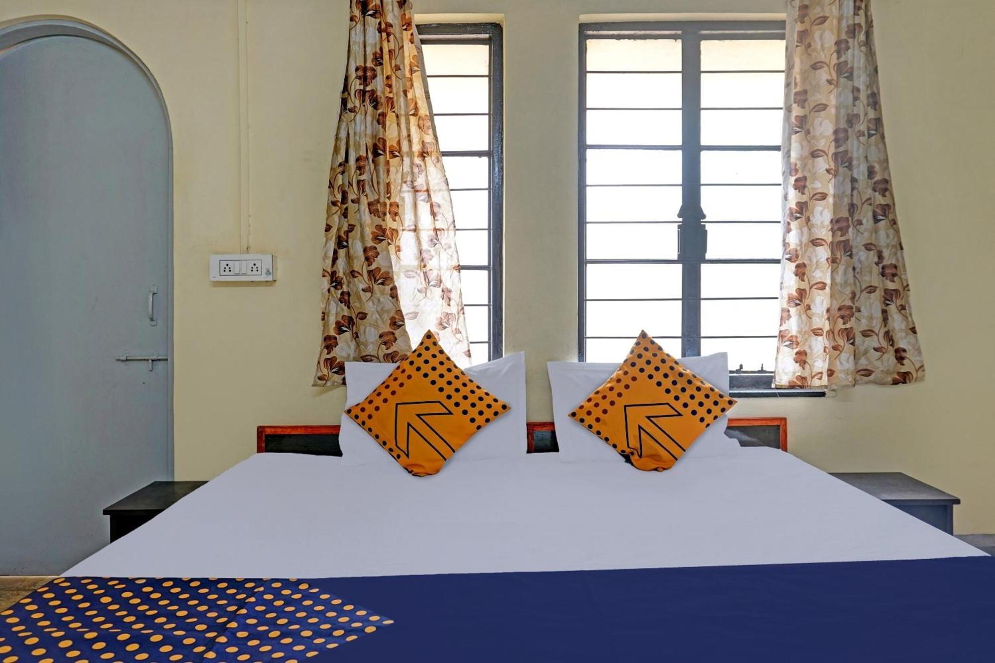 Spot On Hotel Prakash Residency, Near Hanuman Gym Ajmera Colony, Pimpri מראה חיצוני תמונה